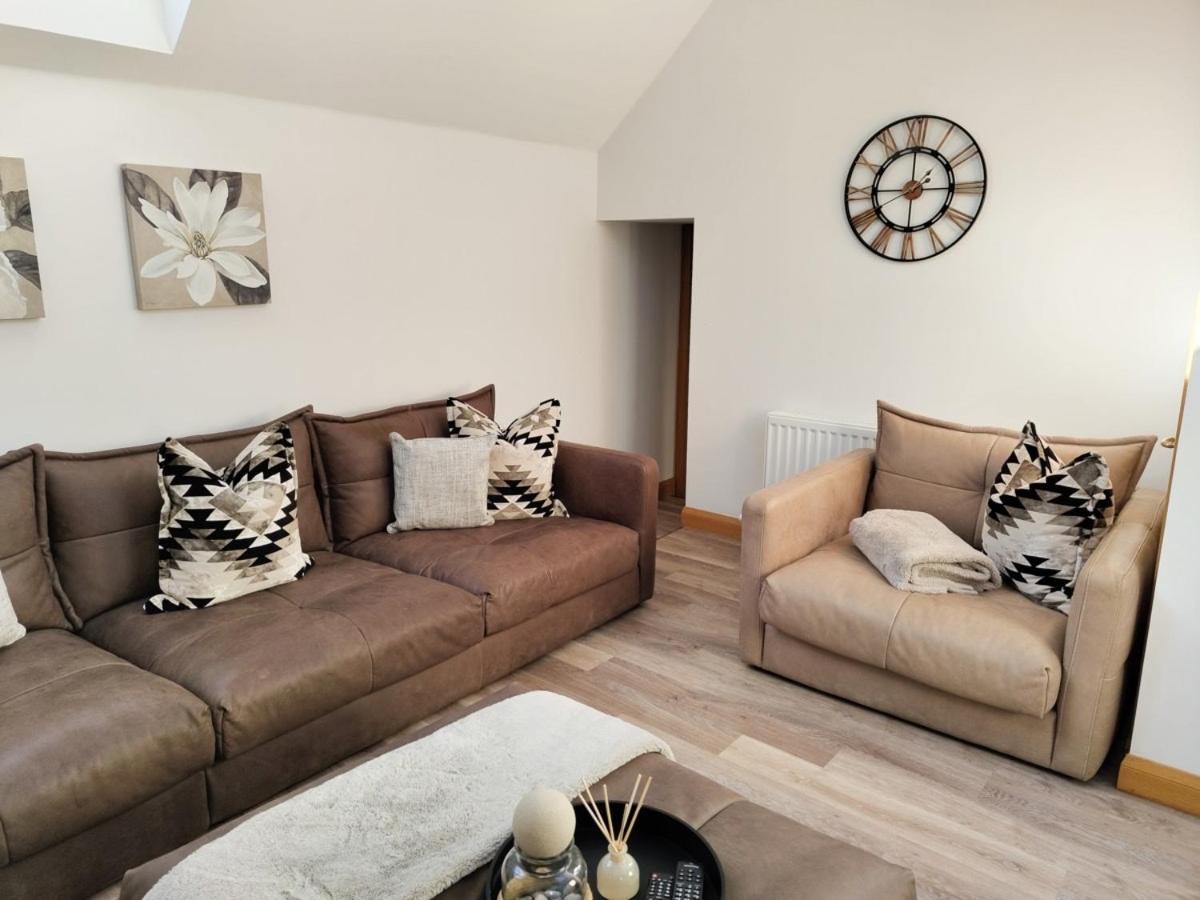 17 Harbour Place Refurbished For 2025 Season