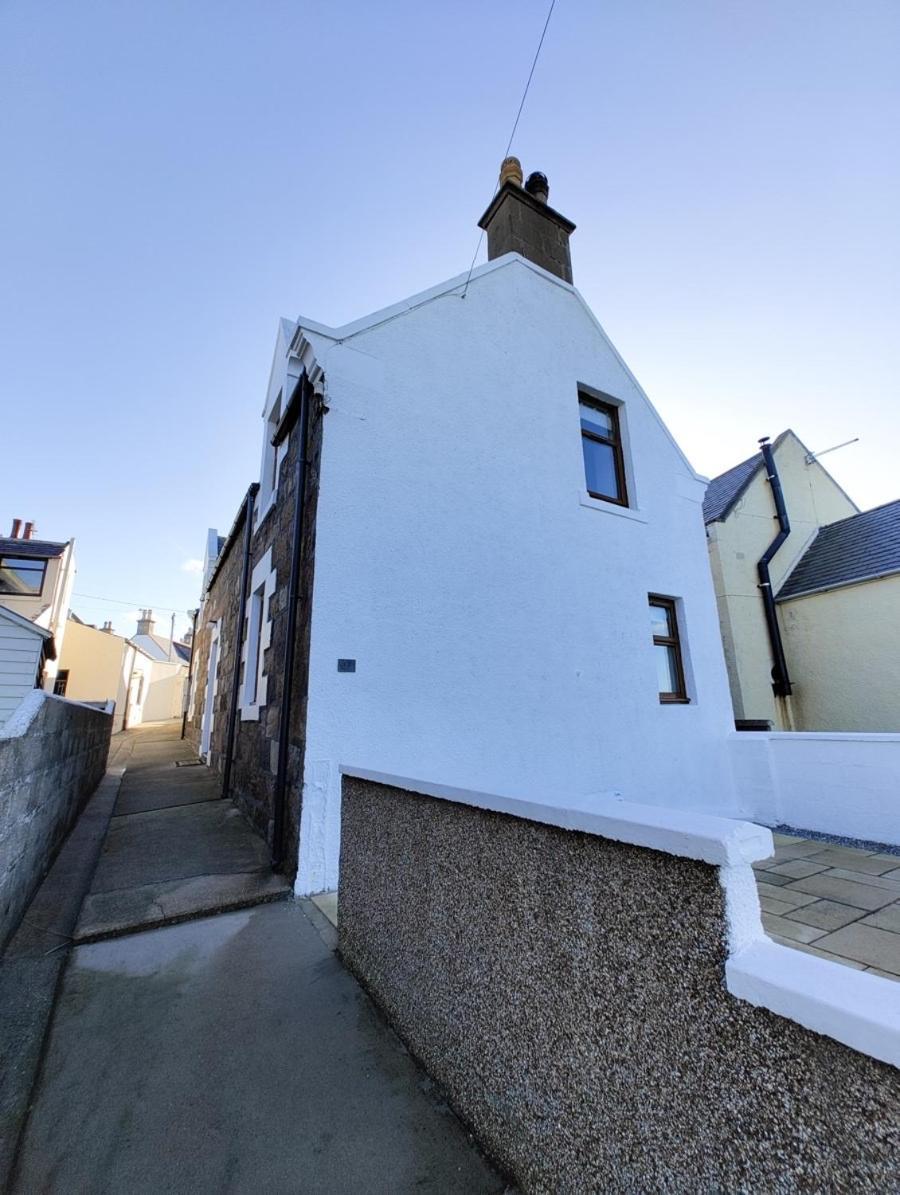 17 Harbour Place Refurbished For 2025 Season Portknockie